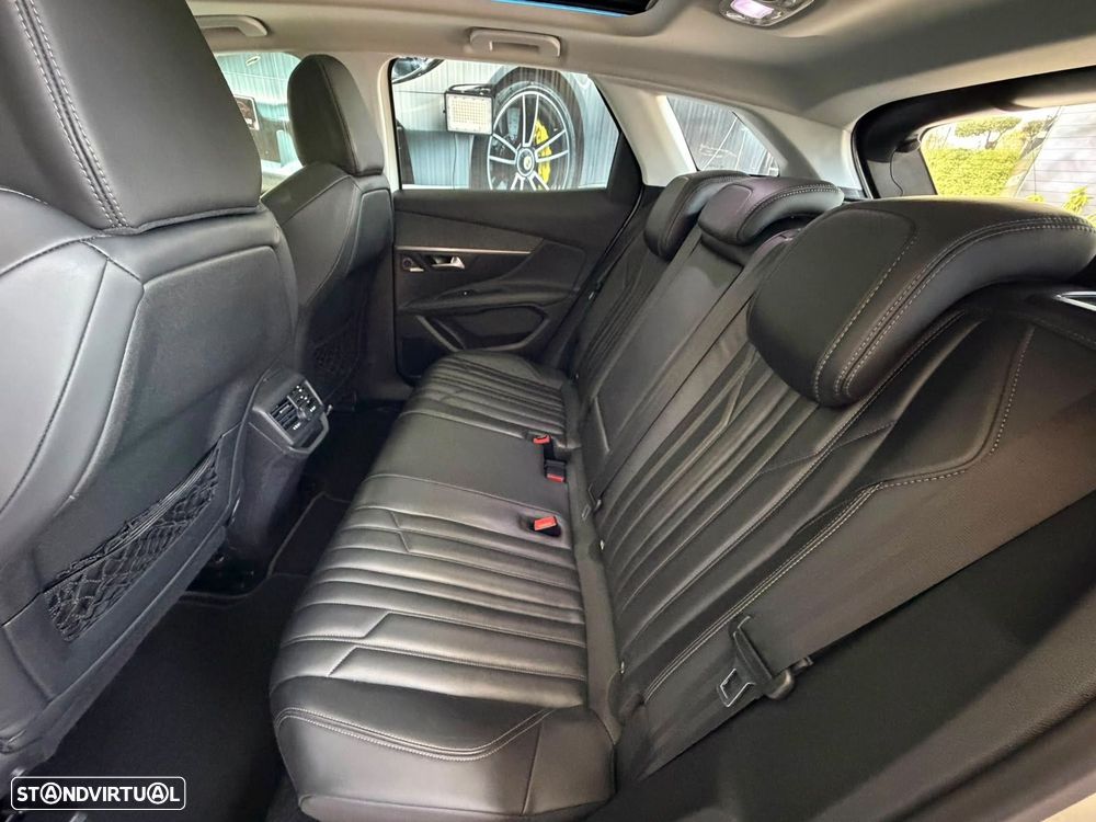 Peugeot 3008 1.6 BlueHDi Allure EAT6 - 23