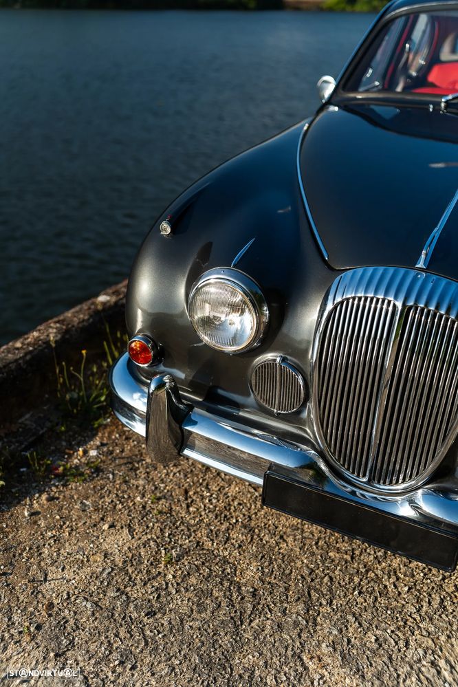 Jaguar Daimler - 5