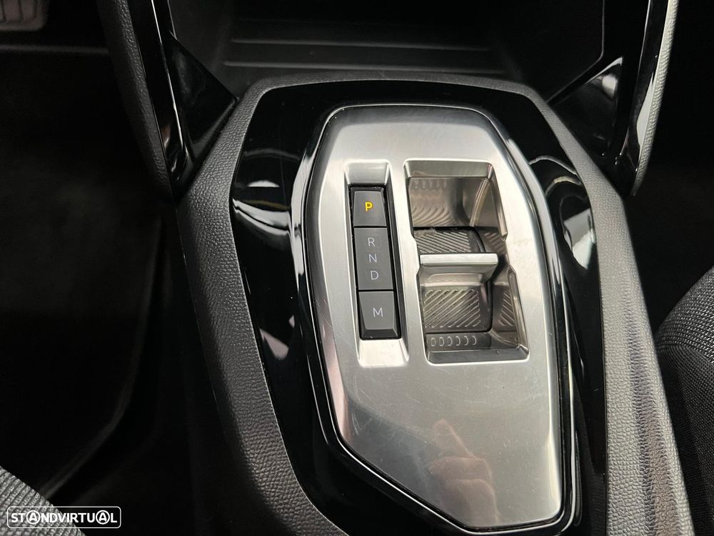 Peugeot 2008 1.5 BlueHDi Active Pack EAT8 - 34