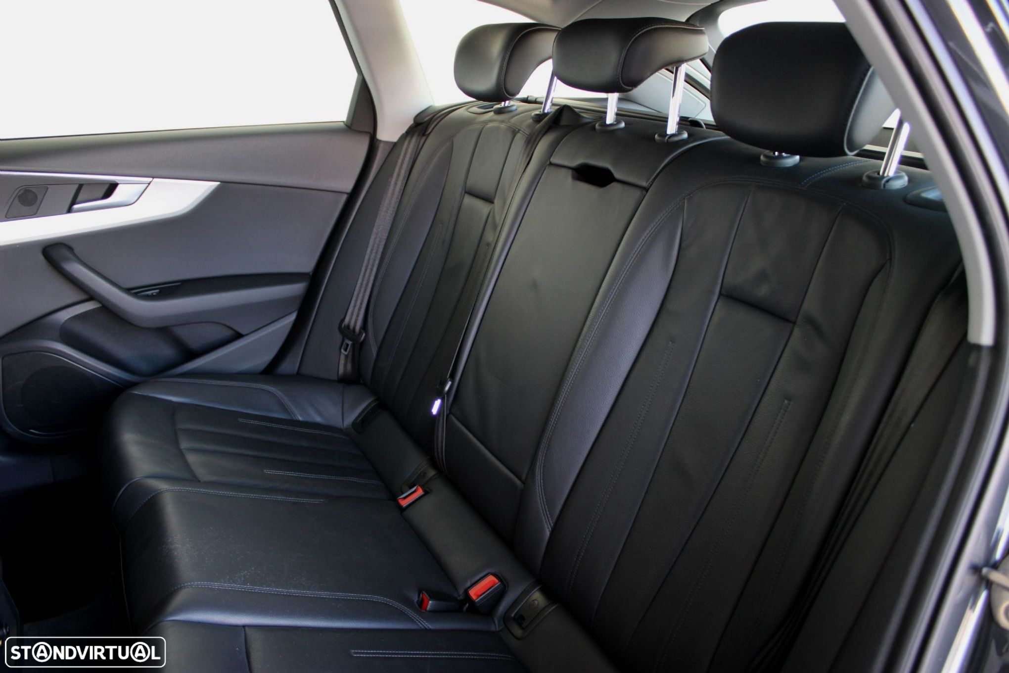 Audi A4 Avant 40 TDI S tronic - 29