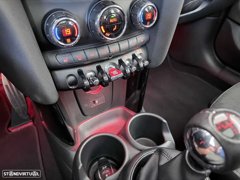 MINI 5 Portas Cooper JCW - 20
