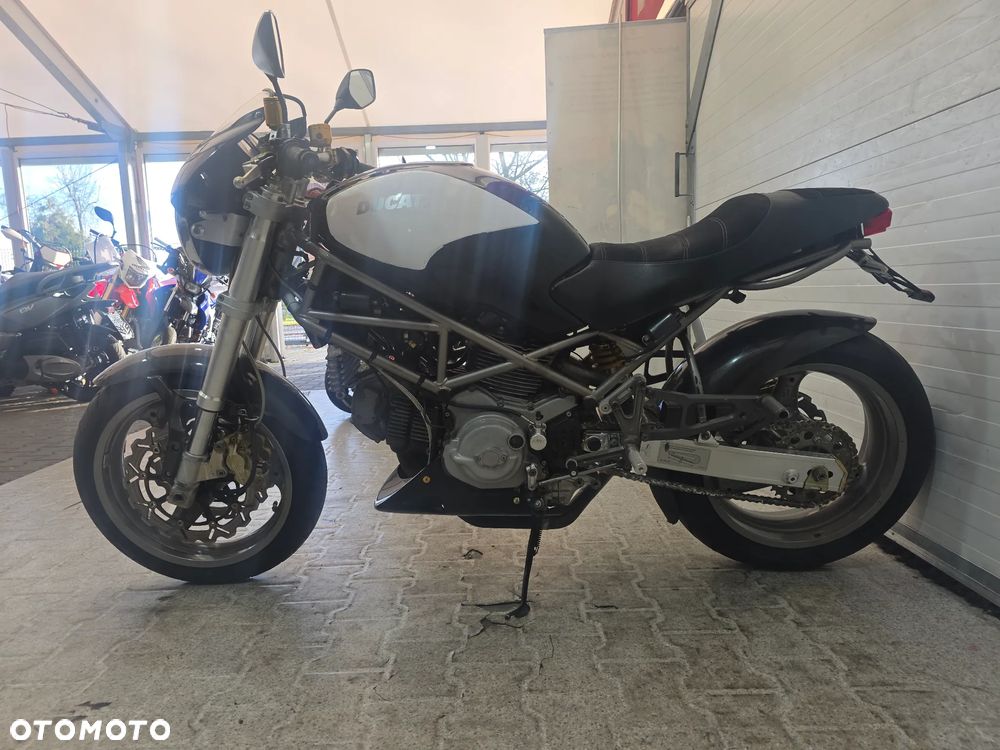 Ducati Monster - 13