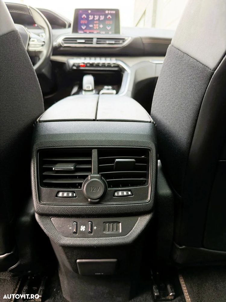 Peugeot 5008 2.0 BlueHDI s&s EAT8 GT - 29