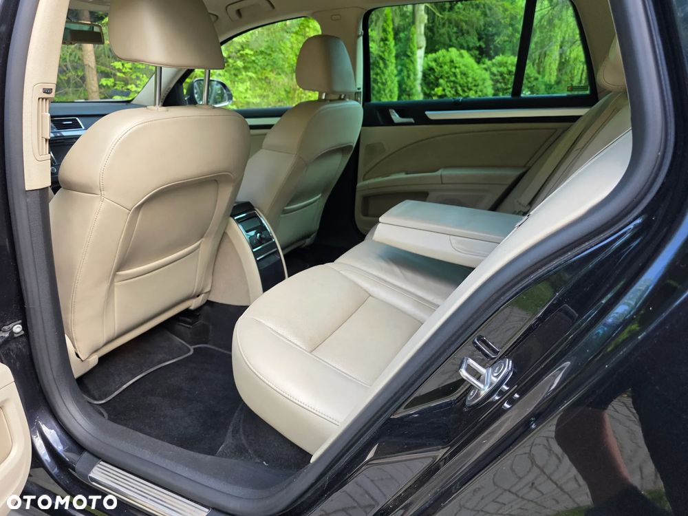 Skoda Superb 2.0 TSI Elegance DSG - 16