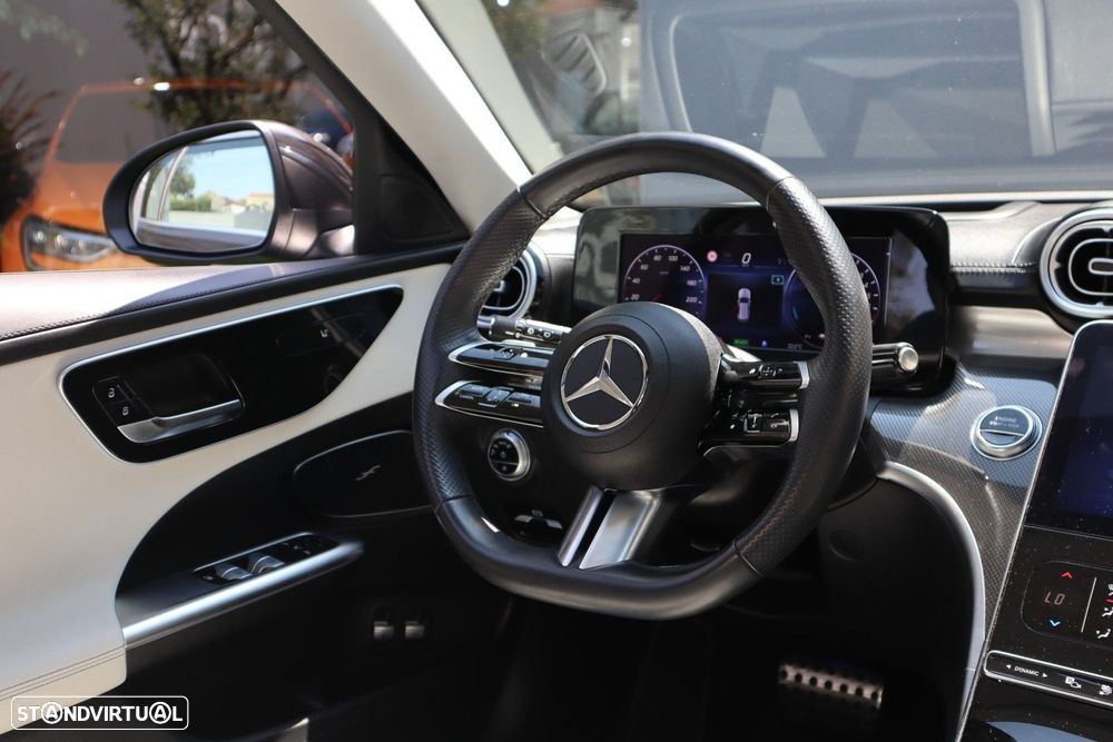 Mercedes-Benz C 300 e AMG Line - 37