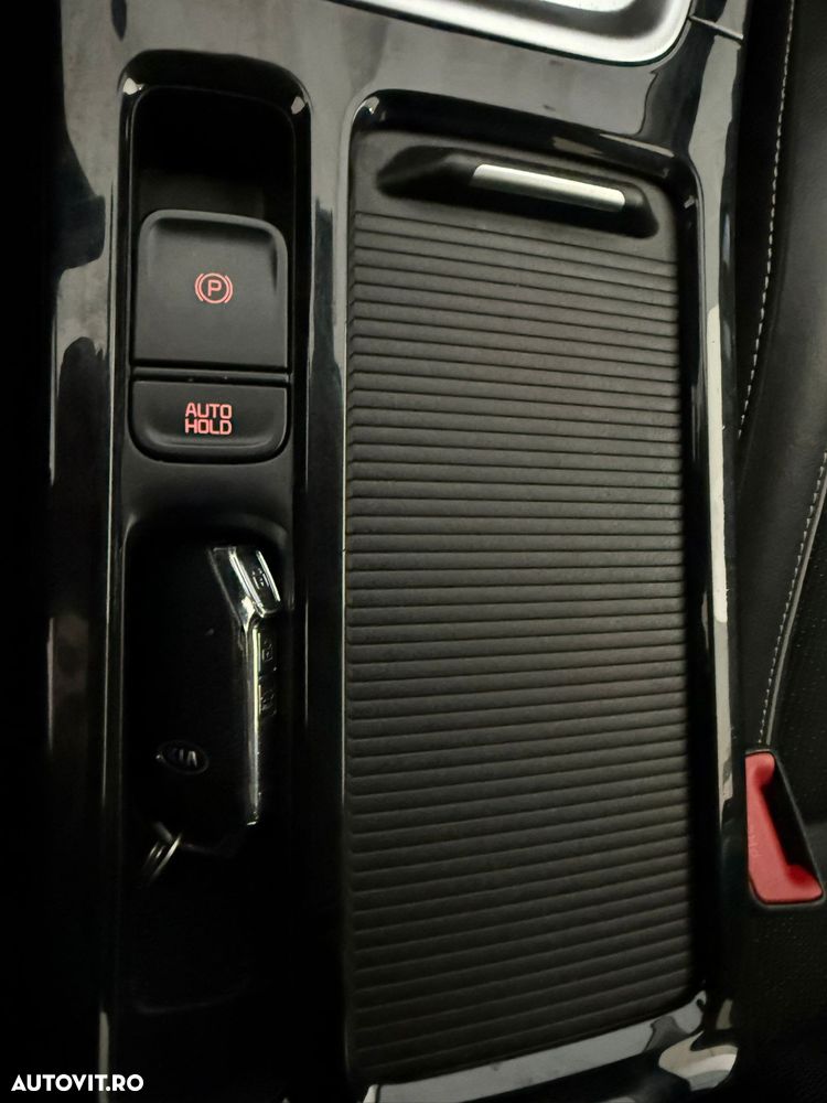 Kia XCeed 1.6 GDI 6DCT PHEV Vision - 22