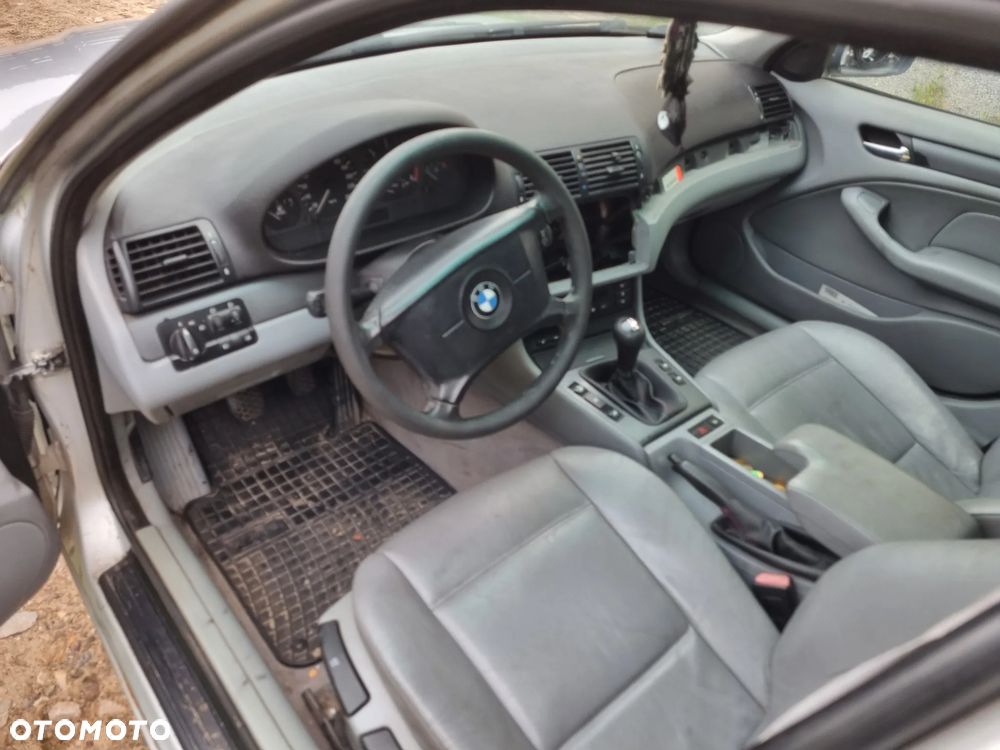 BMW Seria 3 320d - 8