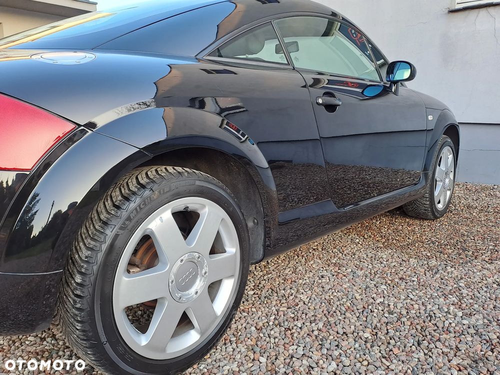 Audi TT Coupé 1.8T - 17
