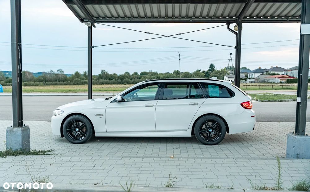 BMW Seria 5 530d xDrive - 17