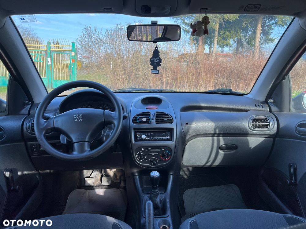 Peugeot 206 - 6