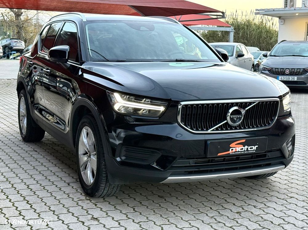 Volvo XC 40 1.5 T2 Momentum Plus - 2