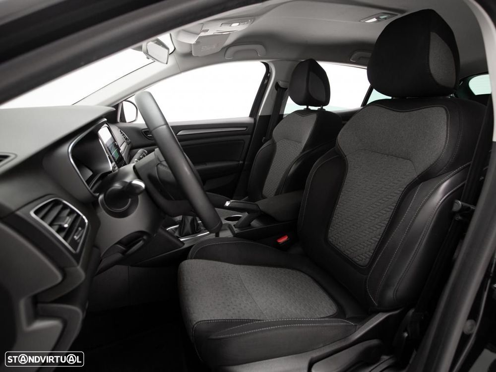 Renault Mégane 1.5 Blue dCi Limited - 8