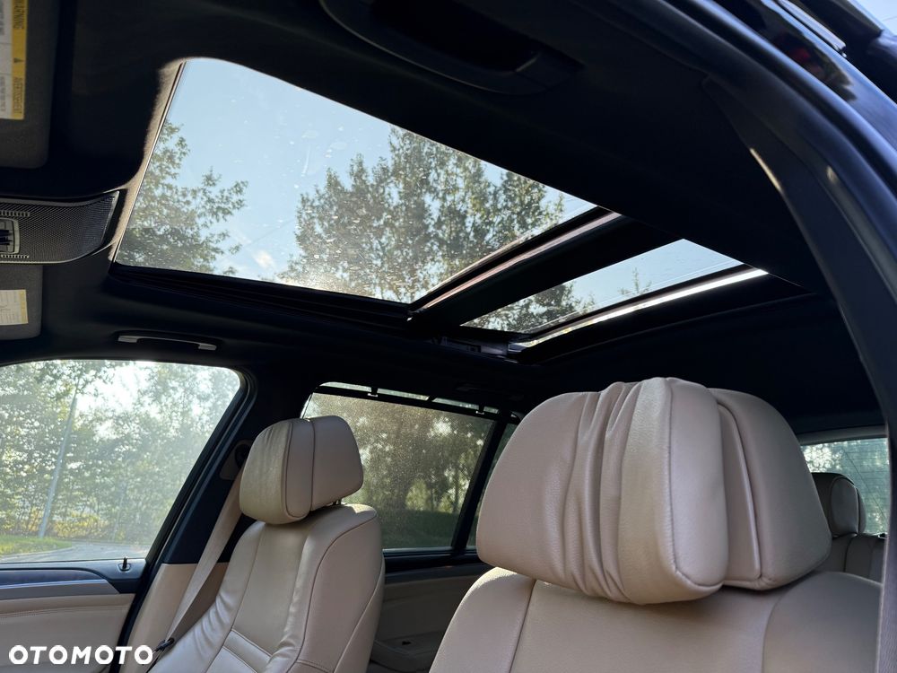 BMW X5 3.5i xDrive - 11