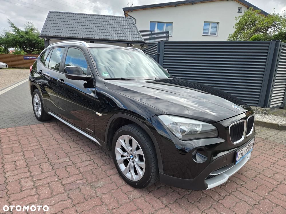 BMW X1 sDrive18i - 18