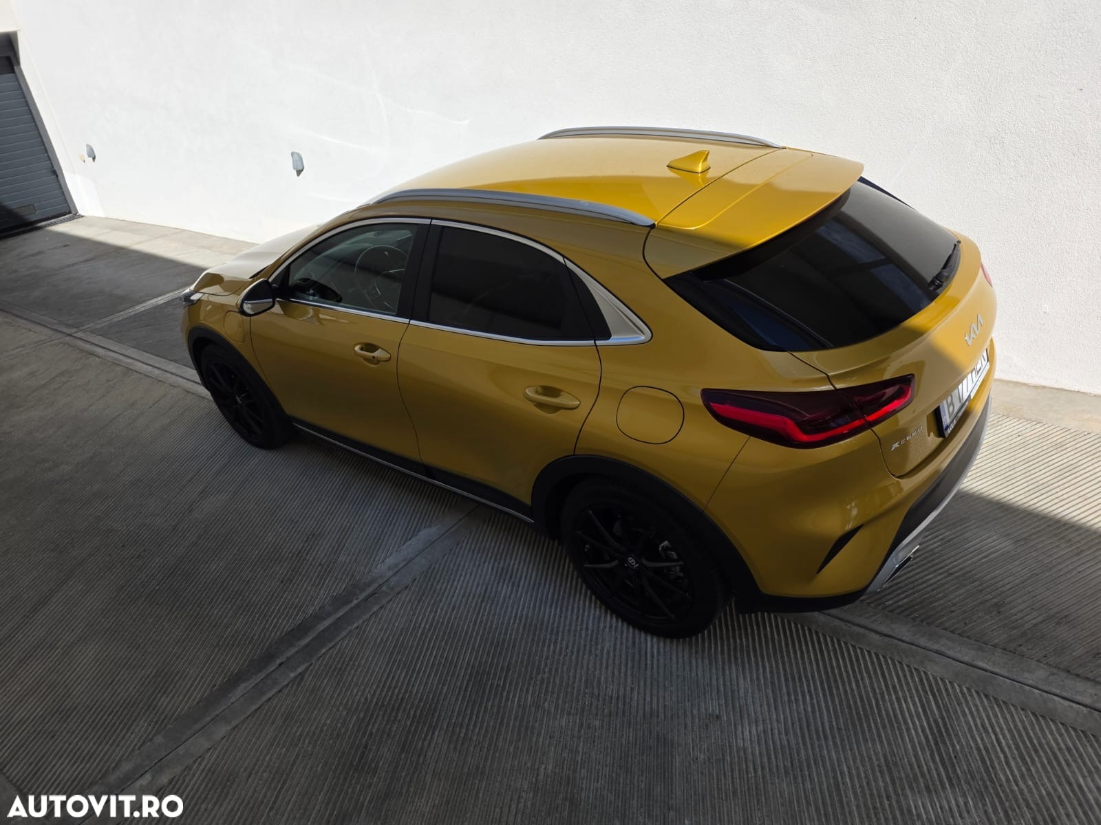 Kia XCeed 1.6 GDI 6DCT PHEV Vision - 12