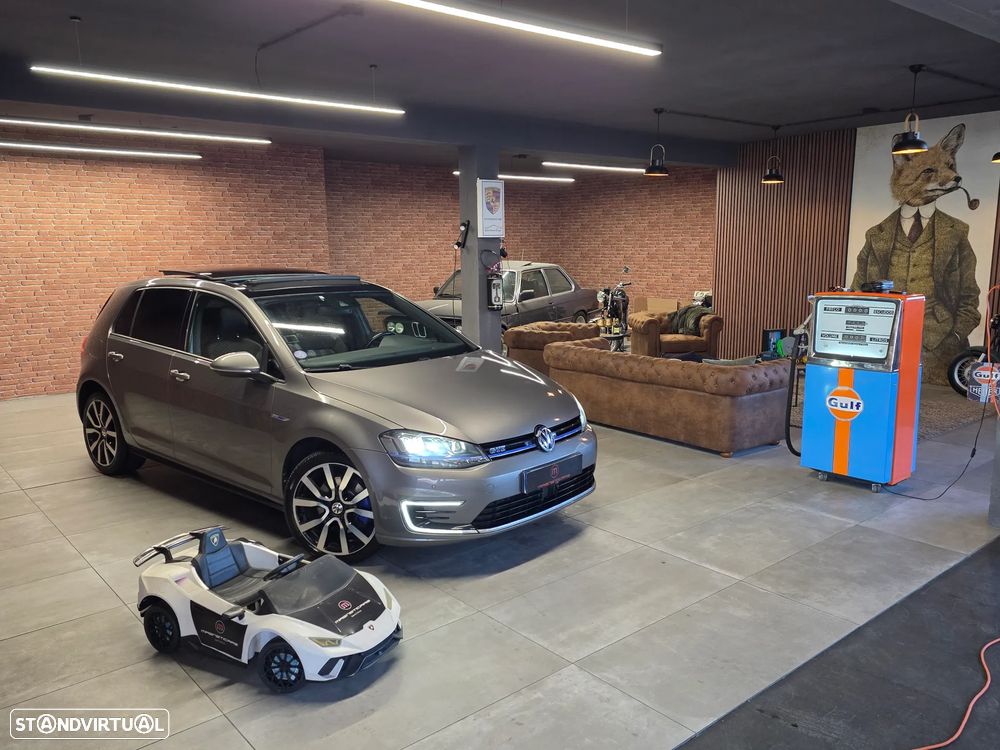 VW Golf 1.4 GTE Plug-In-Hybrid DSG - 1