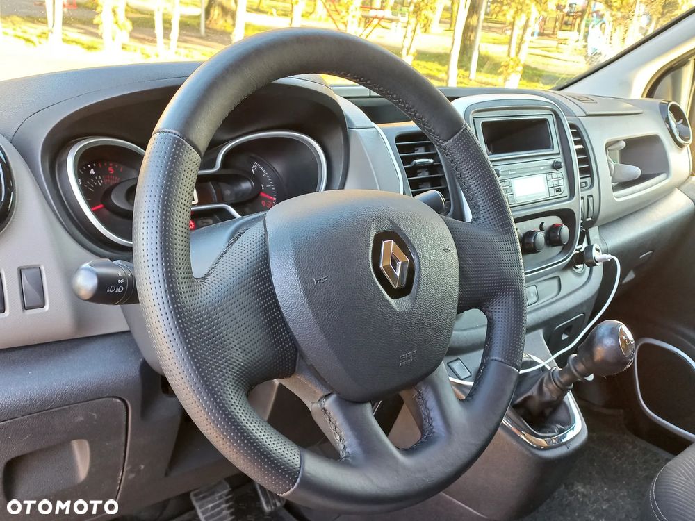 Renault TRAFIC - 10