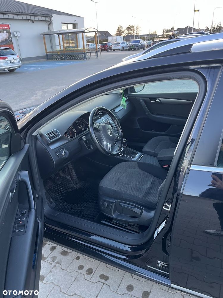 Volkswagen Passat 1.6 TDI BlueMotion Technology Comfortline - 3