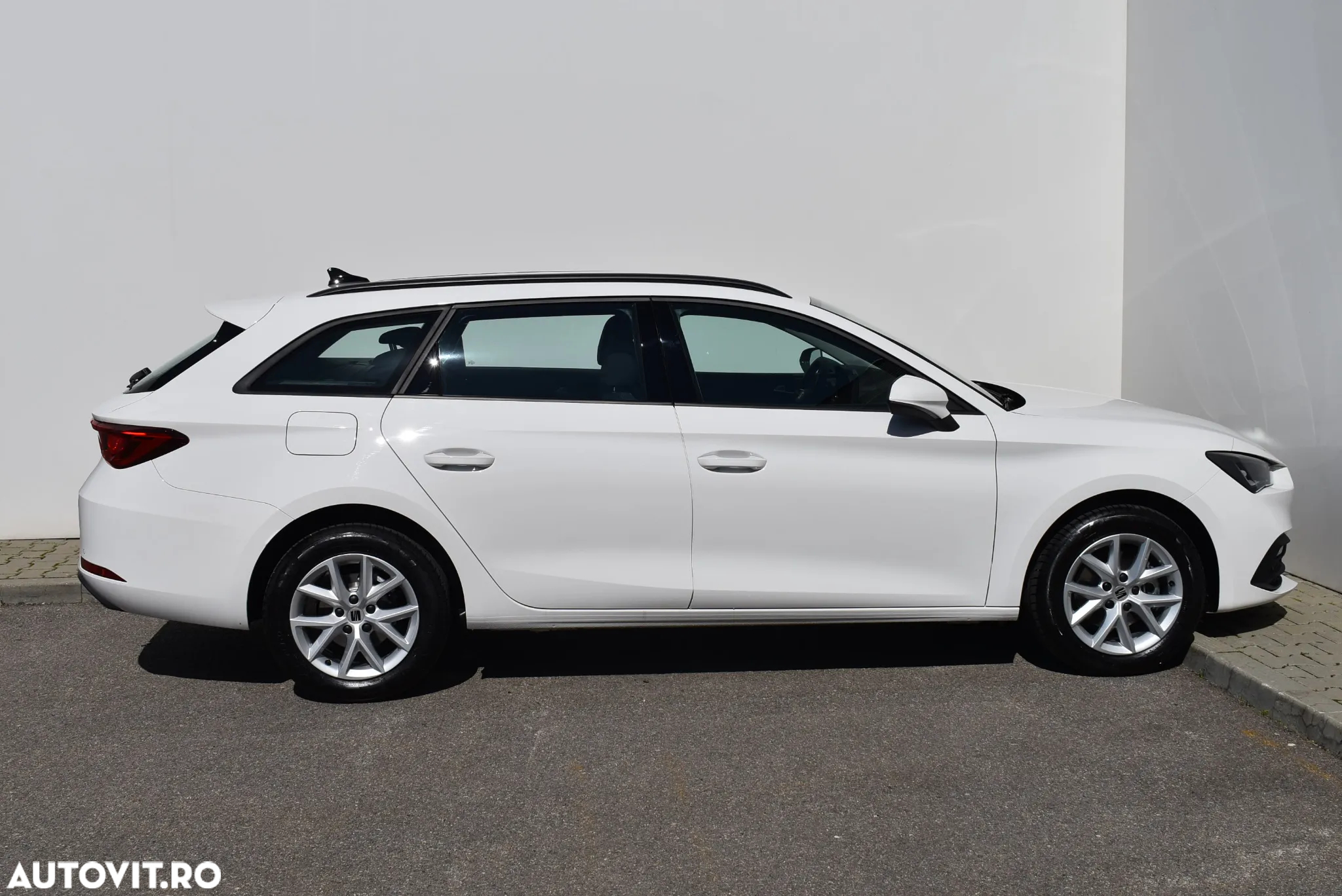 Seat Leon ST 1.5 eTSI mHEV DSG7 Style - 4
