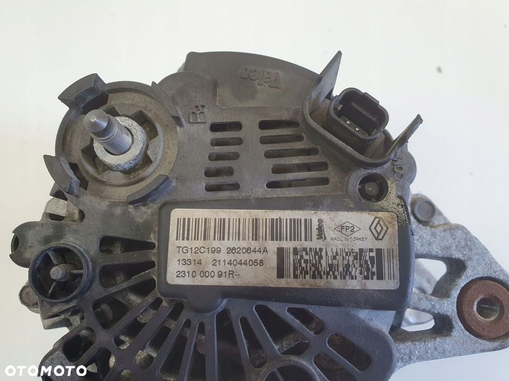 ALTERNATOR Dacia Duster I 1.2 TCe _ 231000091R valeo Alternator Oryginał - 2