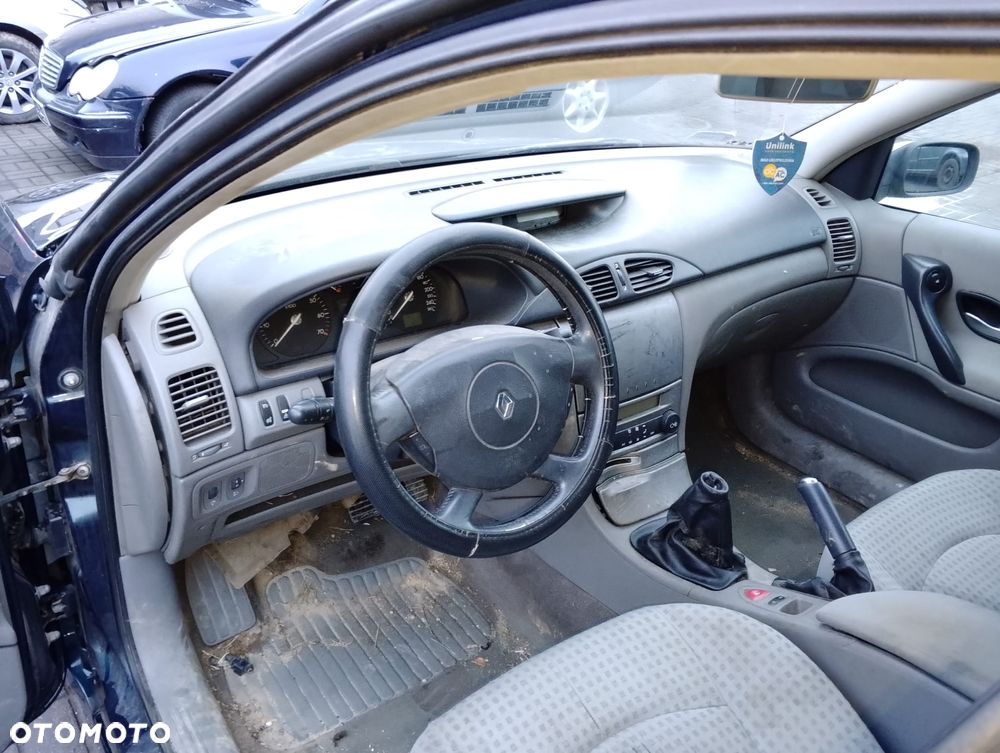 Renault Laguna II (01-05r.) 2.0 B 134KM. Silnik F4R712 Skrzynia JR5014 lakier NV903. Cały na części. GWARANCJA !!!  Przód Tył Zestaw Komplet Drzwi Klapa Zderzak Błotnik Maska Grill Atrapa Szyba Pas Lampa Lusterko Boczki Fotel Kanapa Kokpit Deska Rozdzielcza Przełącznik Włącznik Sterownik Przewody Wiązka Instalacja Moduł Komputer Czujnik Listwa Pompa Alternator Wtryski Głowica Rozrusznik Kompresor Sprzęgło Dwumas Silnik Skrzynia ABS Klimatyzacji Paliwa Wspomagania Kolektor Turbina Przepustnica Zawór Chłodnica Koło Hak Belka Sanki Zawieszenie Mcpherson Półoś Amortyzator Wydech Tłumik Zacisk Most - 7