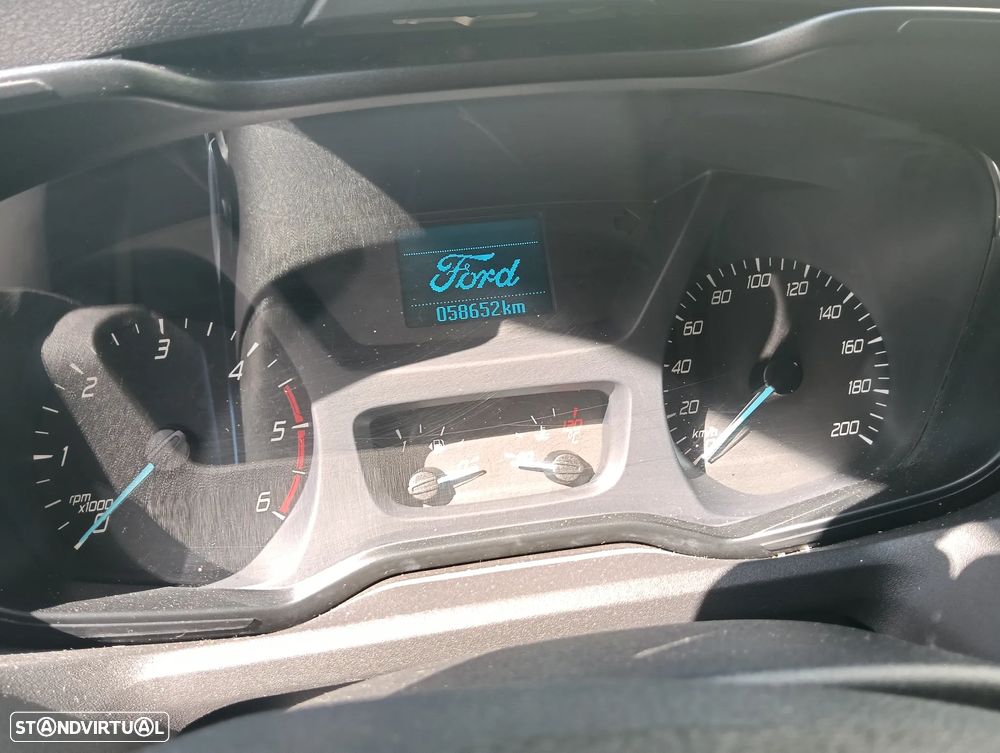Ford Transit - 12