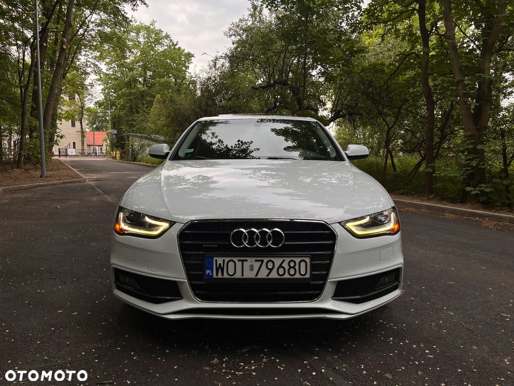Audi A4 Limousine 2.0 TFSI quattro S tronic S line Sportpaket - 13