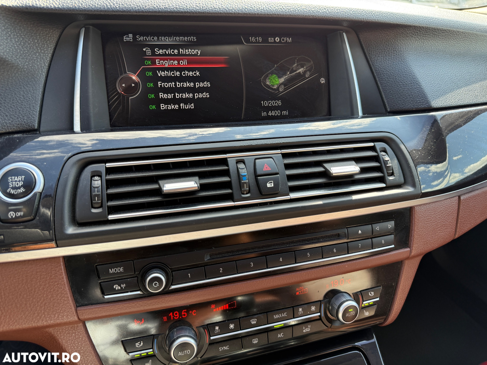 BMW Seria 5 520d xDrive Aut. Luxury Line - 32