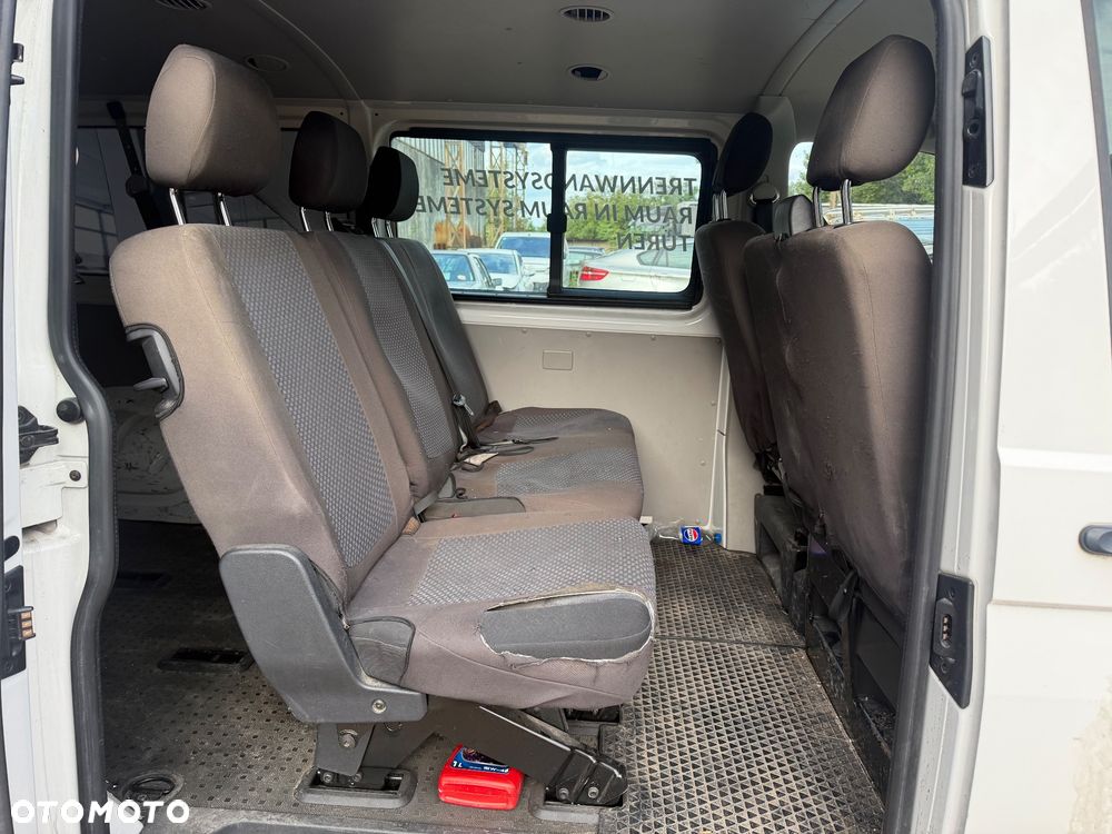Volkswagen Transporter - 21
