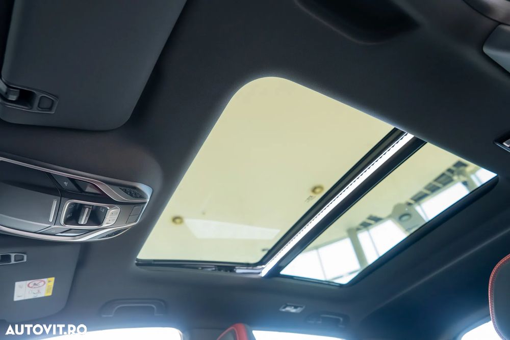 Geely Coolray - 14