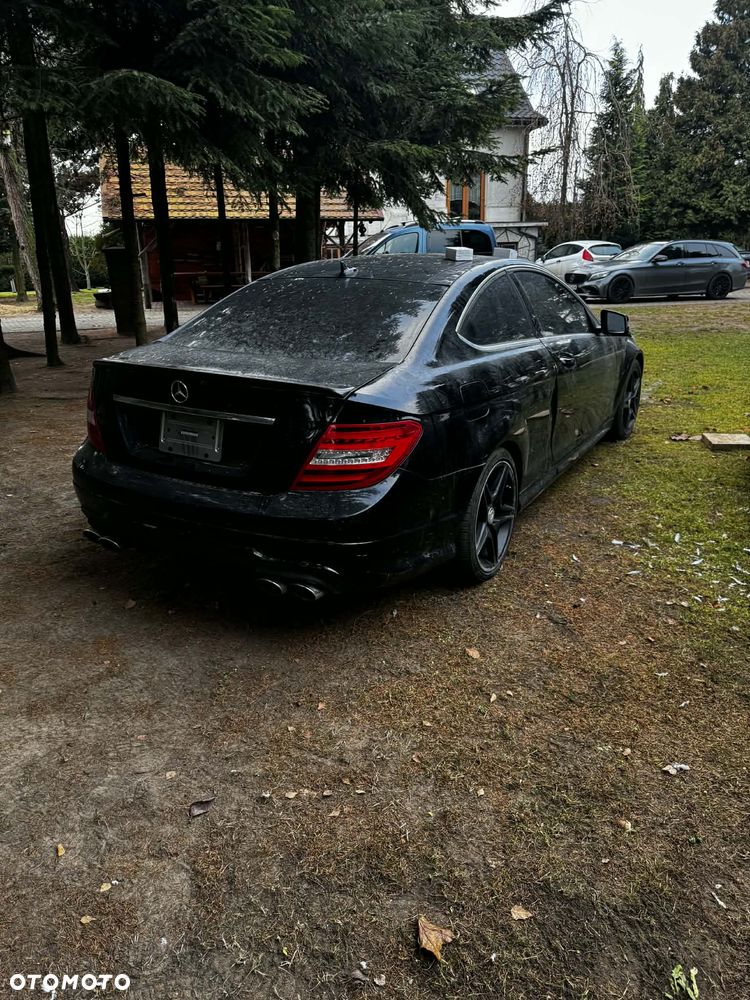 Mercedes-Benz Klasa C 63 AMG AMG SPEEDSHIFT MCT AMG Performance Package - 20