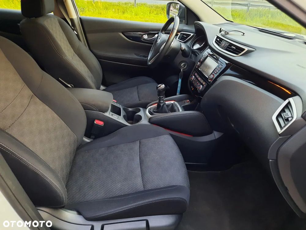 Nissan Qashqai 1.5 dCi Tekna - 23