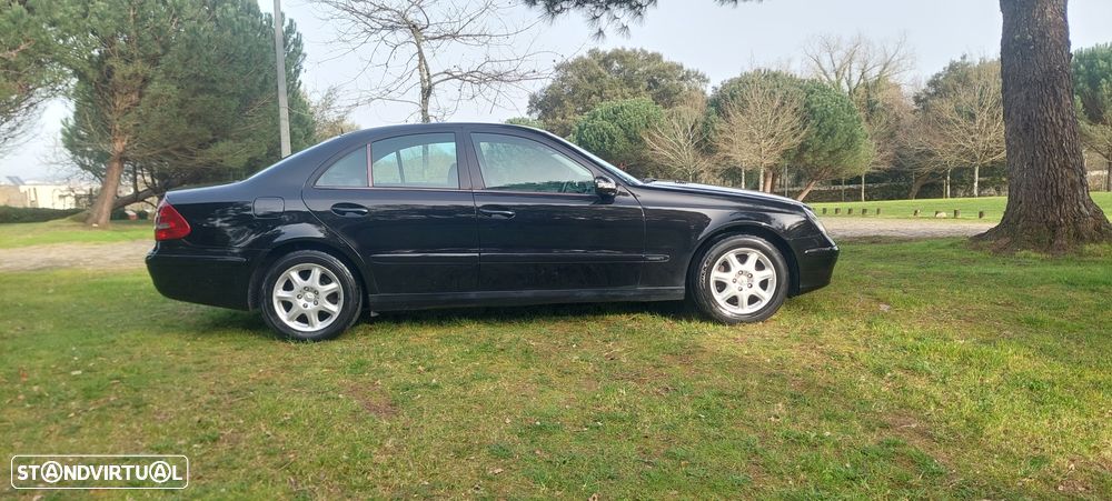 Mercedes-Benz E 220 CDi Elegance Aut. - 11