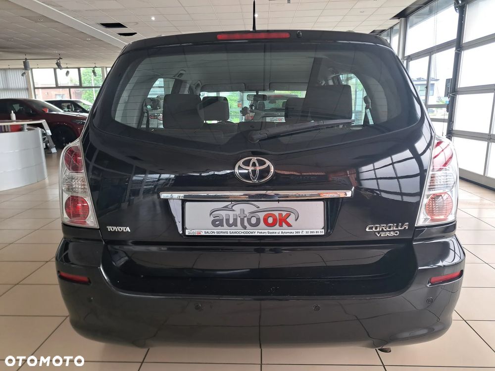 Toyota Corolla Verso 1.6 Premium - 5