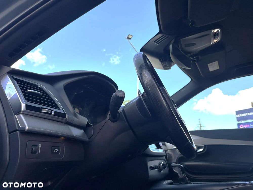 Volvo XC 90 D5 SCR AWD Inscription 7os - 13