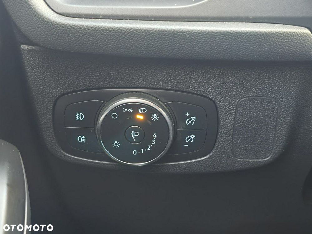 Ford Focus - 25