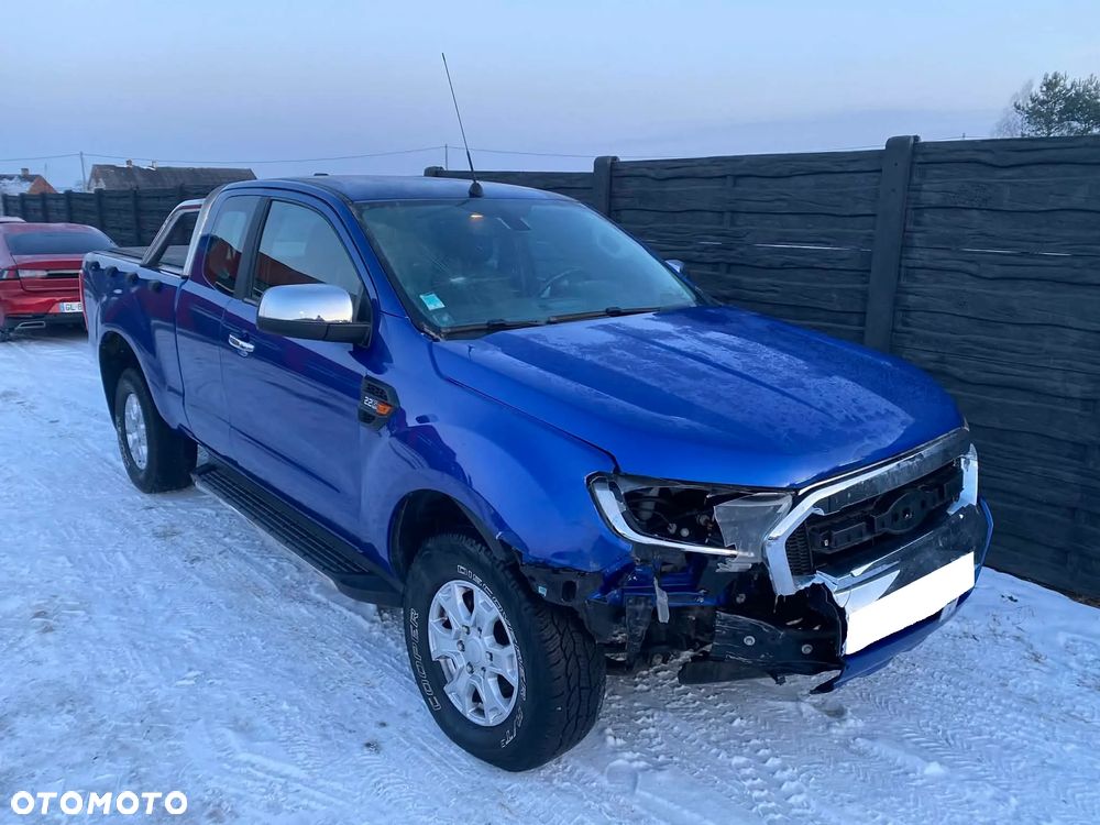 Ford Ranger XLT - 40