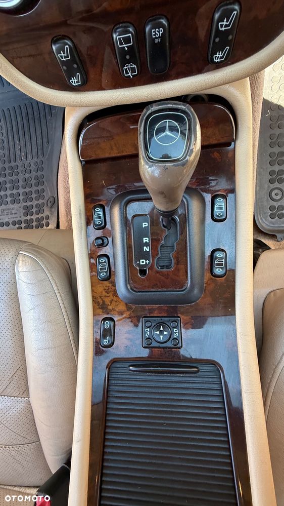 Mercedes-Benz ML - 24