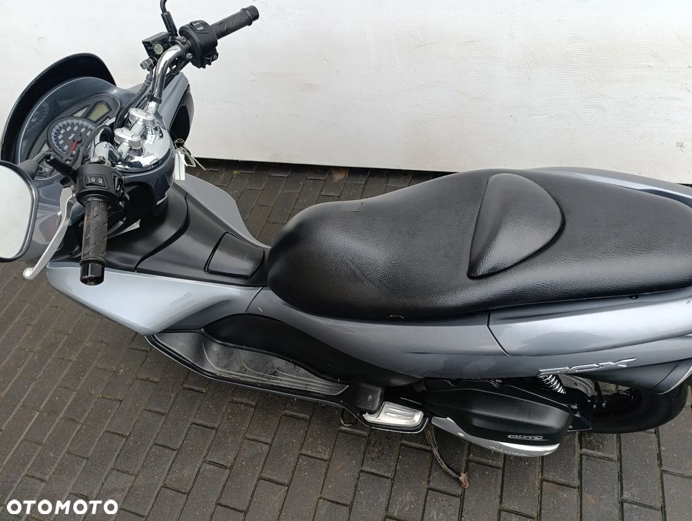 Honda PCX - 16