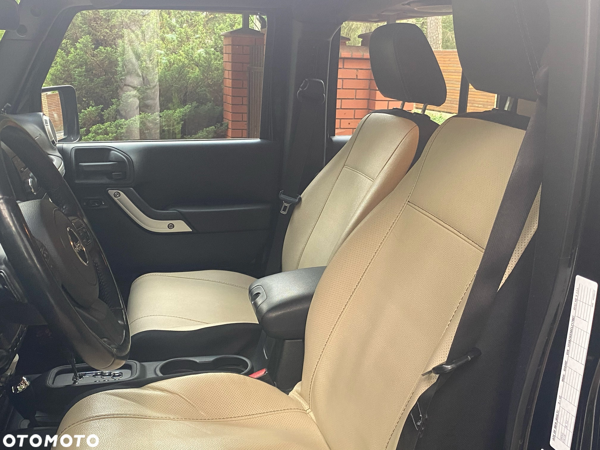 Jeep Wrangler - 8