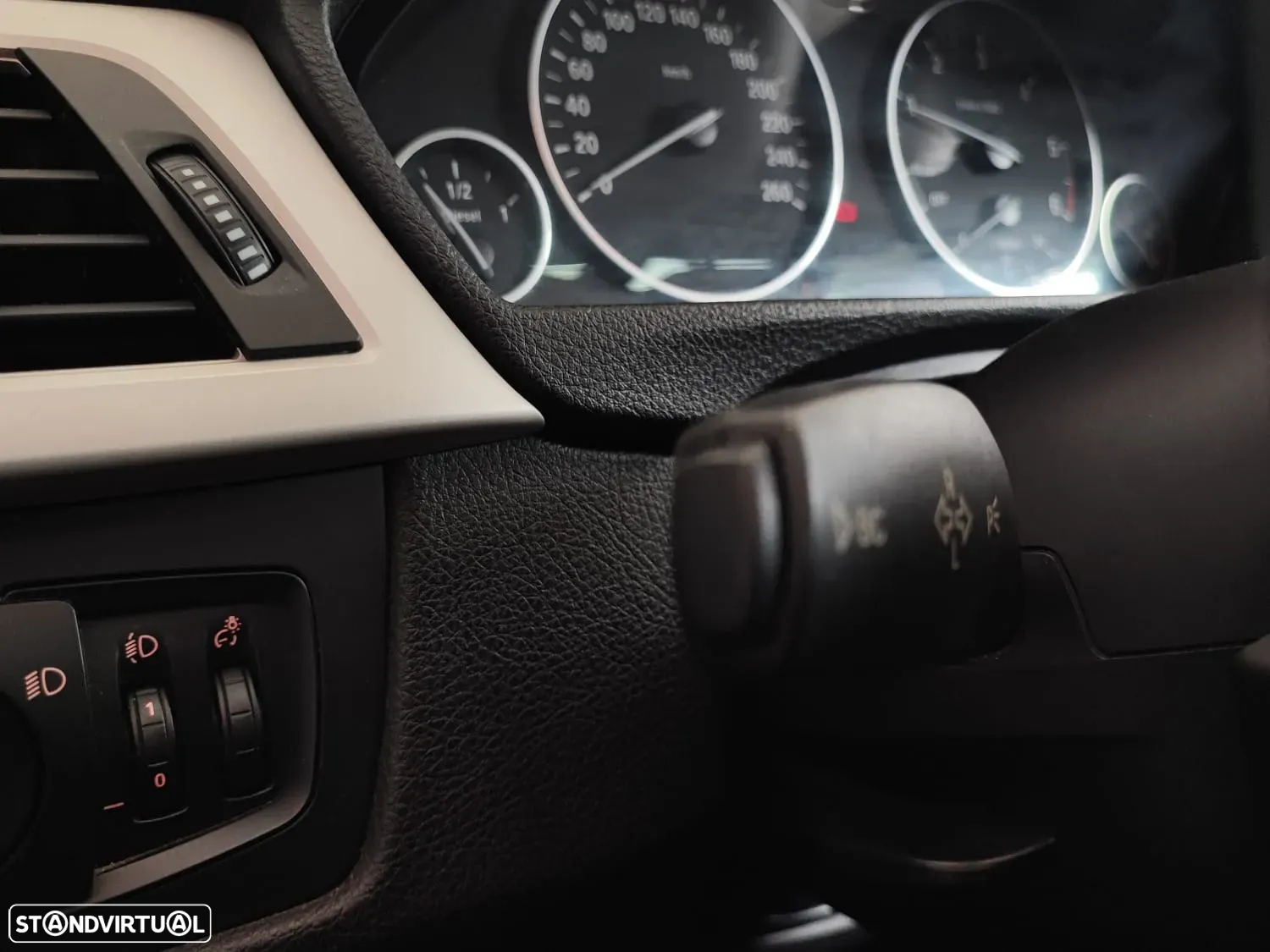 BMW 318 d Touring - 22