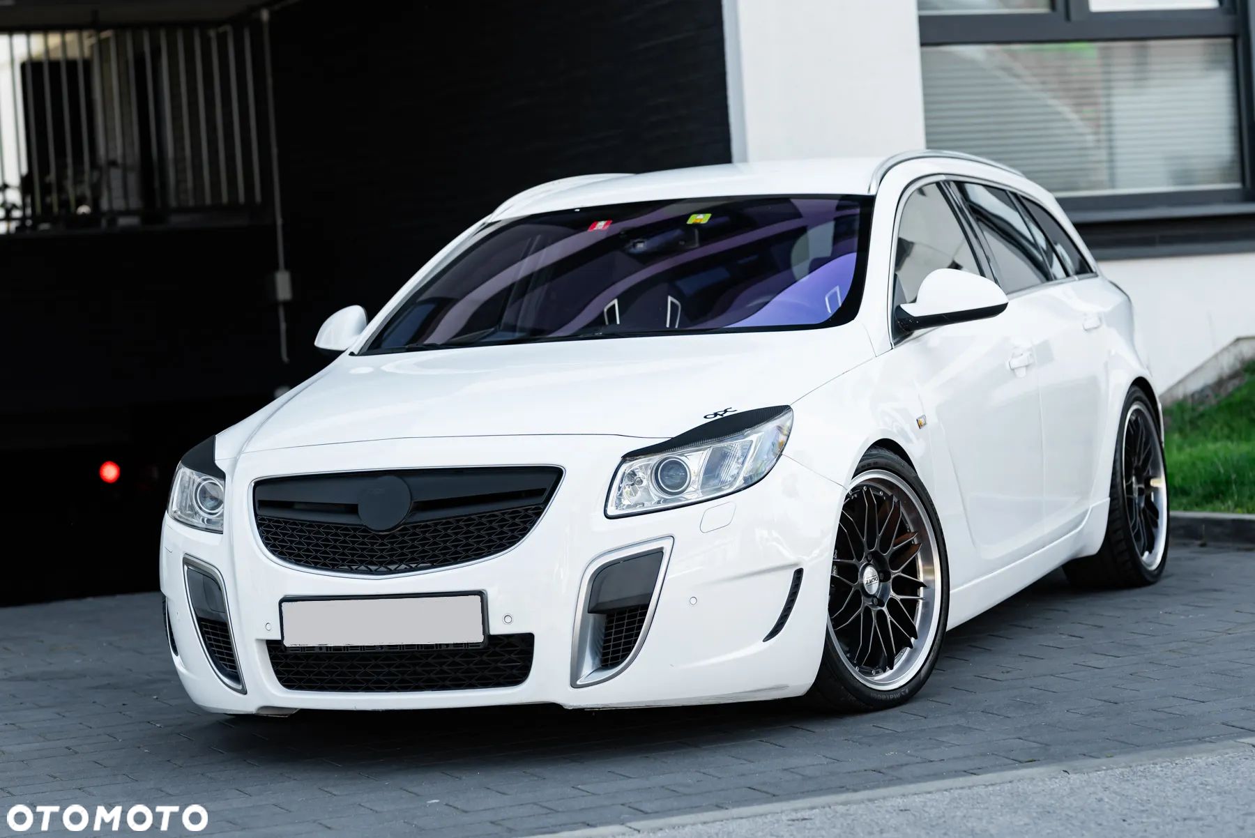 Opel Insignia 2.8 V6 Turbo 4x4 Sports Tourer OPC - 1