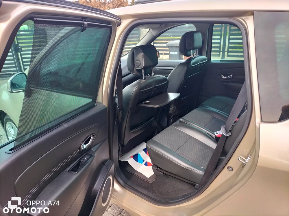 Renault Scenic 1.6 16V Confort Expression - 13