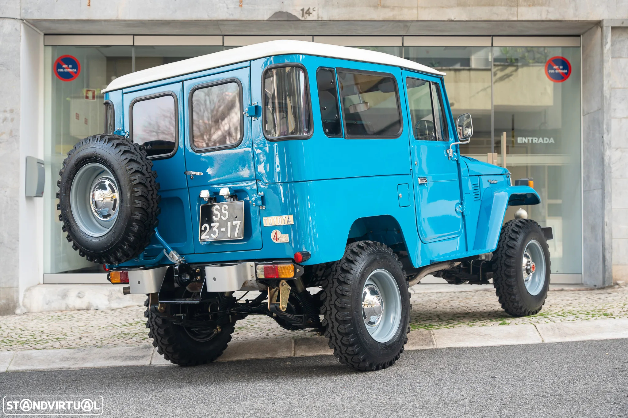 Toyota BJ 40 - 24