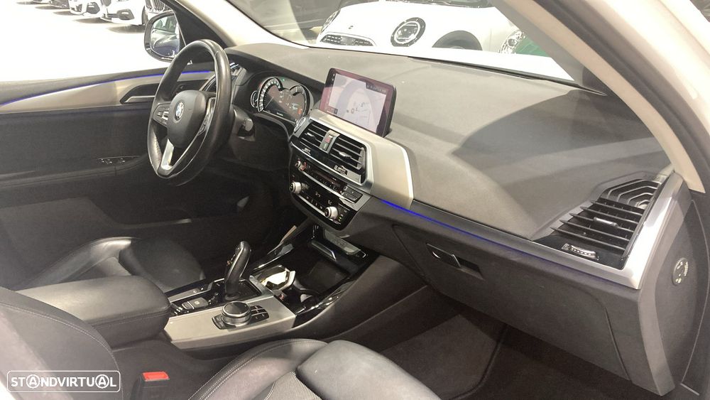 BMW X3 20 d xDrive xLine - 11