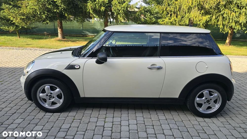MINI ONE Standard - 5