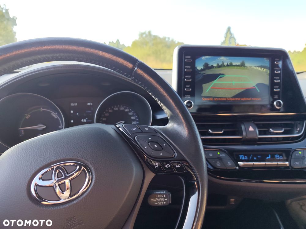 Toyota C-HR - 11