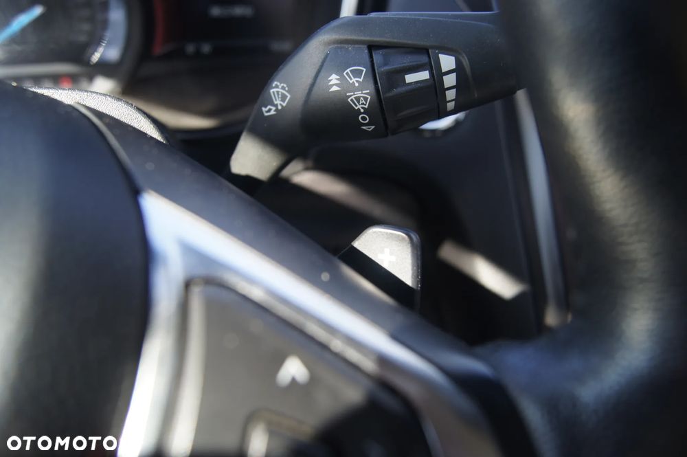 Ford Fusion - 28