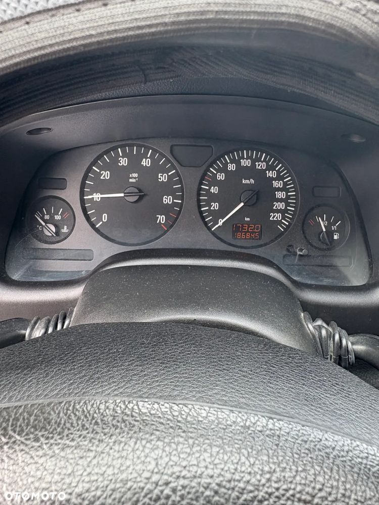 Opel Astra II 1.4 Start - 9