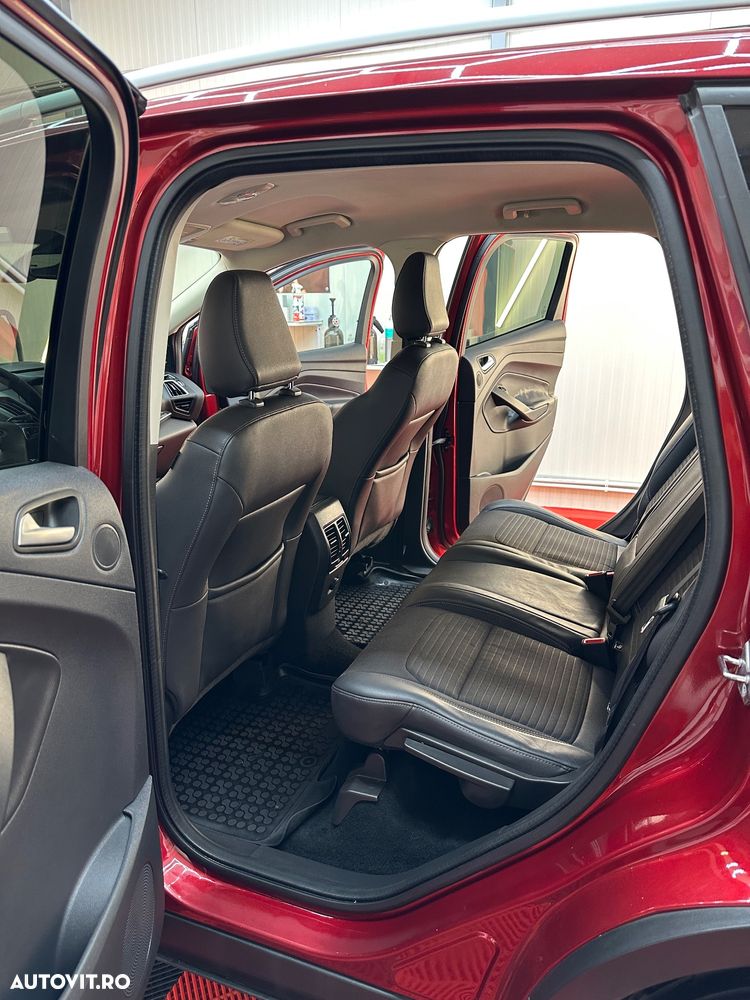 Ford Kuga 2.0 TDCi 4WD Powershift Titanium - 16